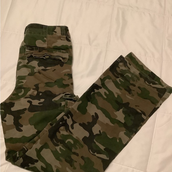 Cherokee Camo Cargo Pants 14 - Picture 2 of 3